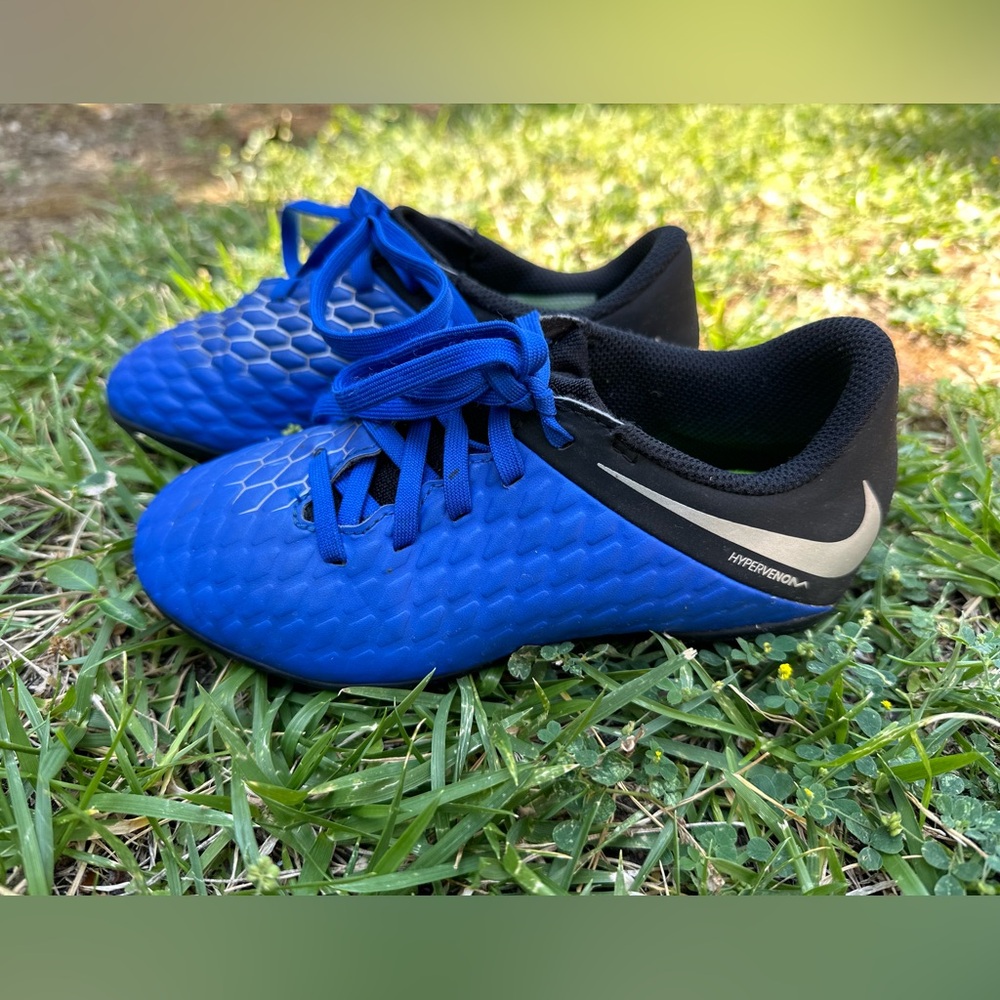 Nike kids soccer: 12.5